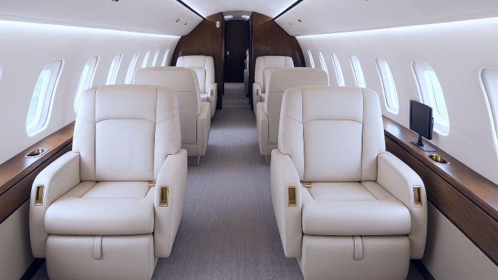 Special Charter Category - Challenger 850 Jet Interior